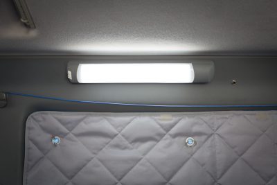 Volkswagen T4 Multivan Nowa Lampka Wnętrza LED - obrazek 3